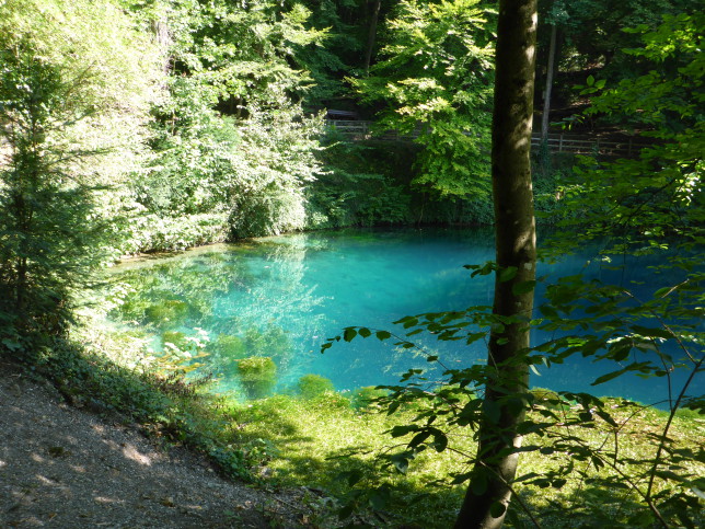 Blautopf, Quelle der Blau in Blaubeuren (Bild: Klaus Dapp)