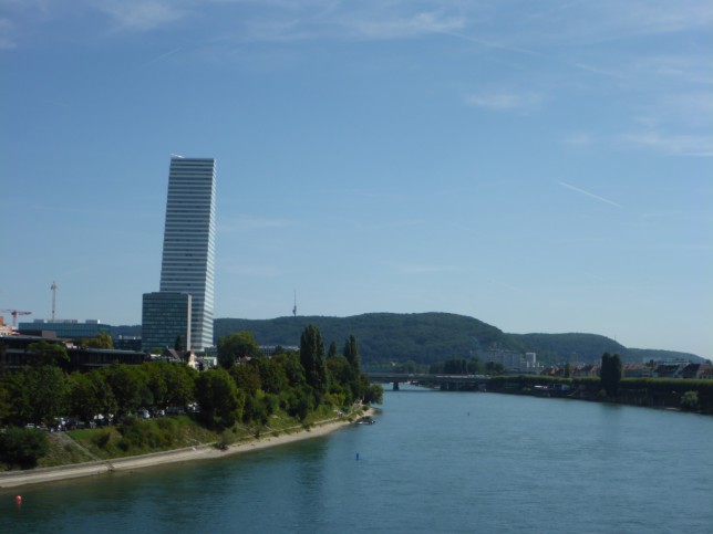 Roche-Turm in Basel (Bild: Klaus Dapp)
