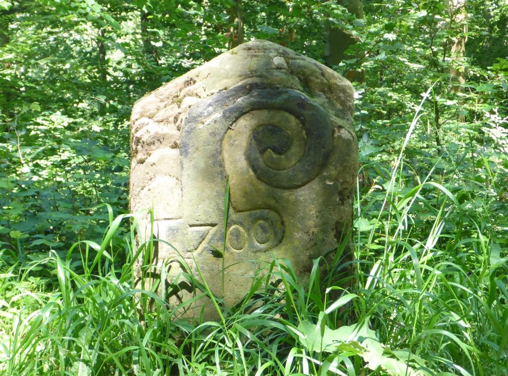 Basler Wappen auf einem historischen Grenzstein an der "Eisernen Hand" (Bild: Klaus Dapp)