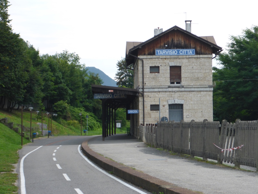 Ehemaliger Bahnhof in Tarvisio (Bild: Klaus Dapp)