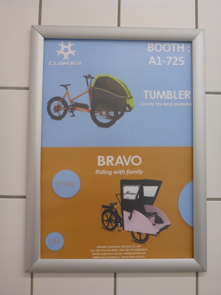 Werbung auf der Toilette (Bild: Klaus Dapp)