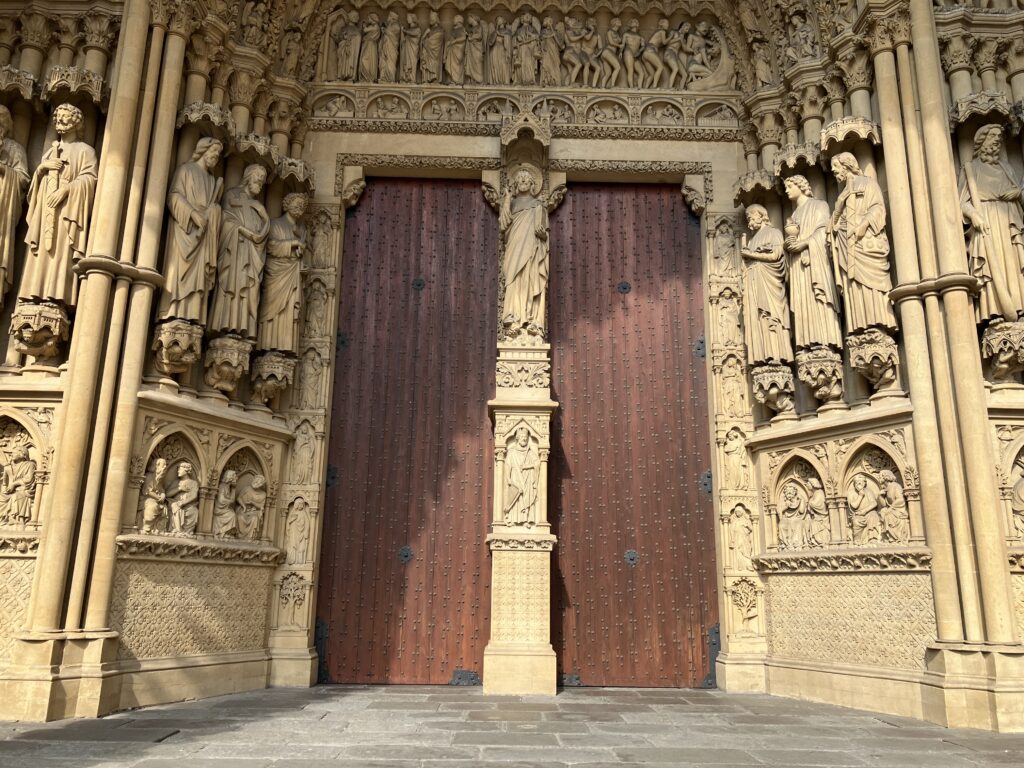 Metz - Eingangsportal der Kathedrale (Bild: Klaus Dapp)
